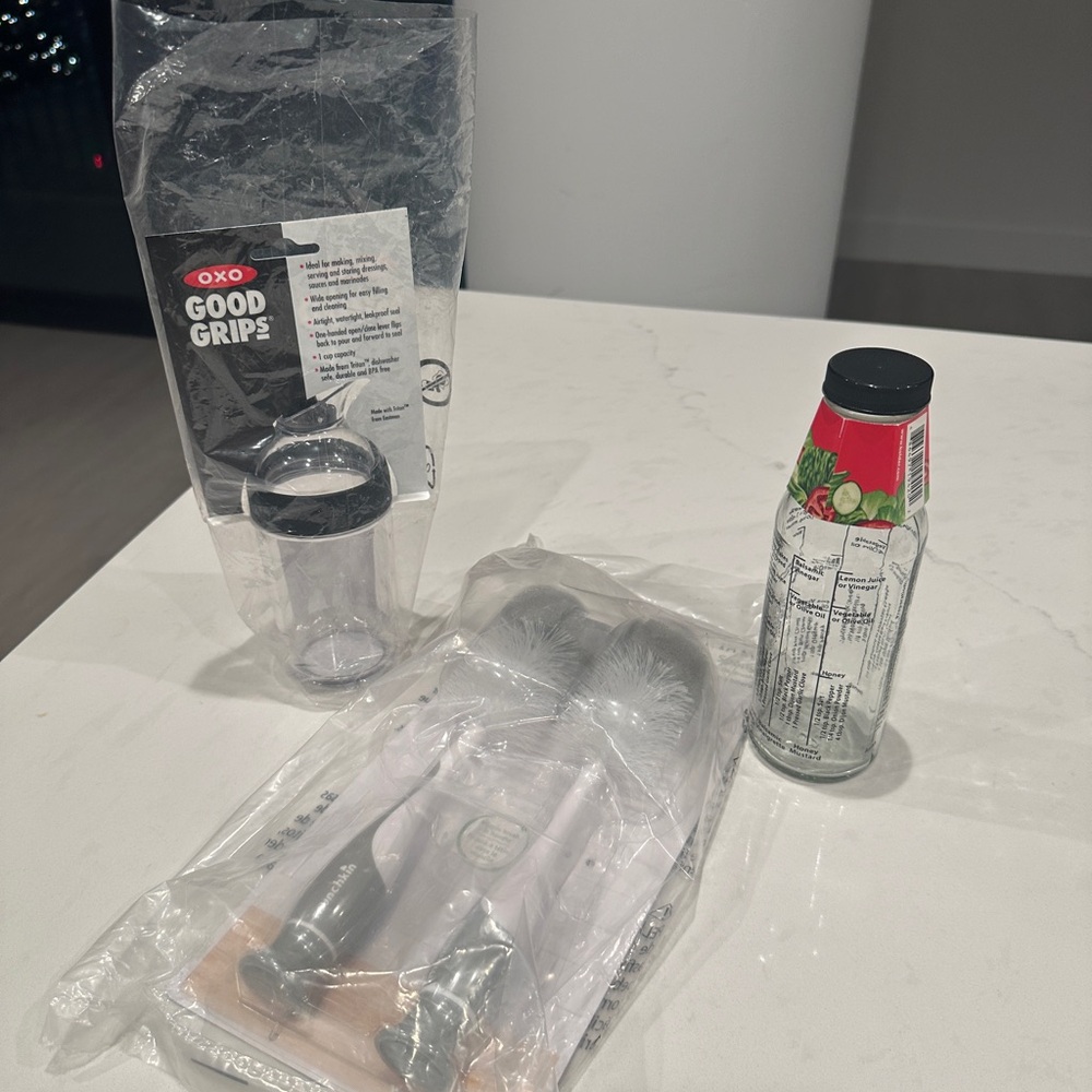 OXO Salad Dressing Shaker, Bottle Brush Cleaners, Salad Dressing Bottle w Recipe